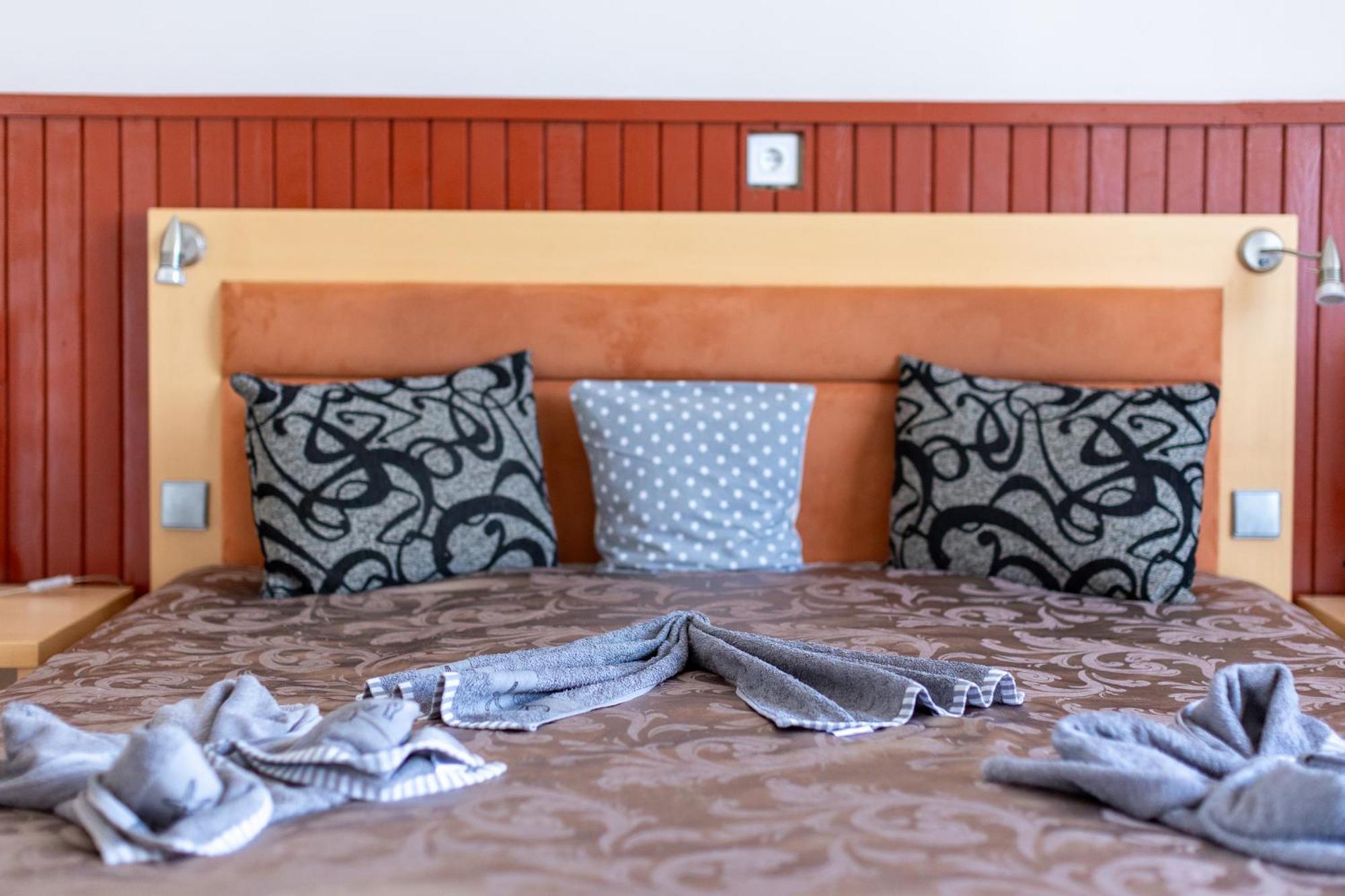 Meller-Kastely Villa Csurgo Ngoại thất bức ảnh